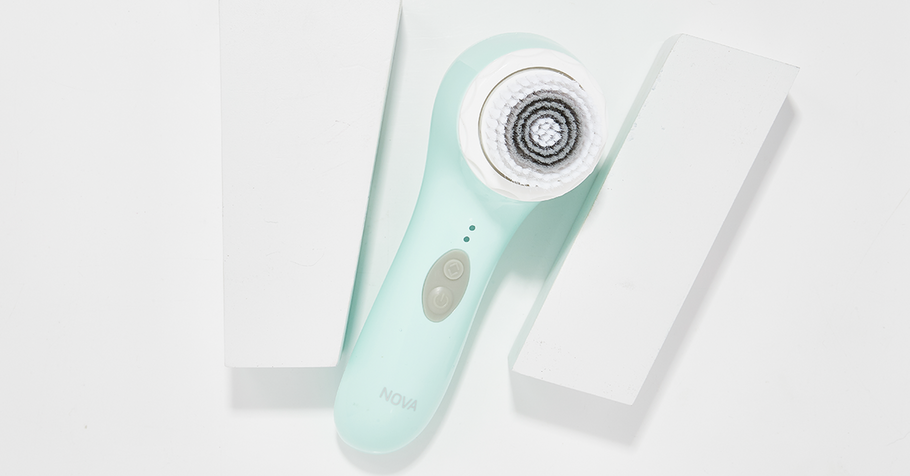 Cleanse With Confidence: Adding Sonic Facial Cleansing To Your Daily Routine